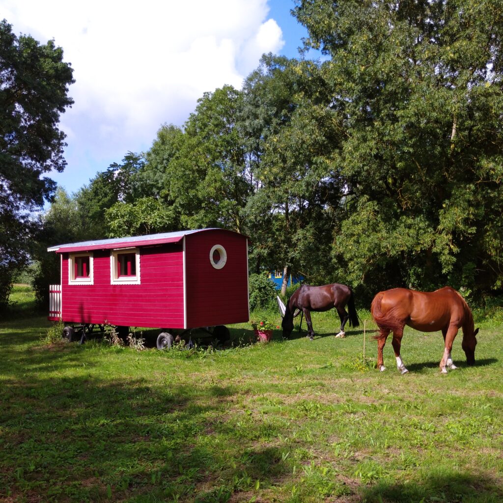 roulotte rouge exterieur